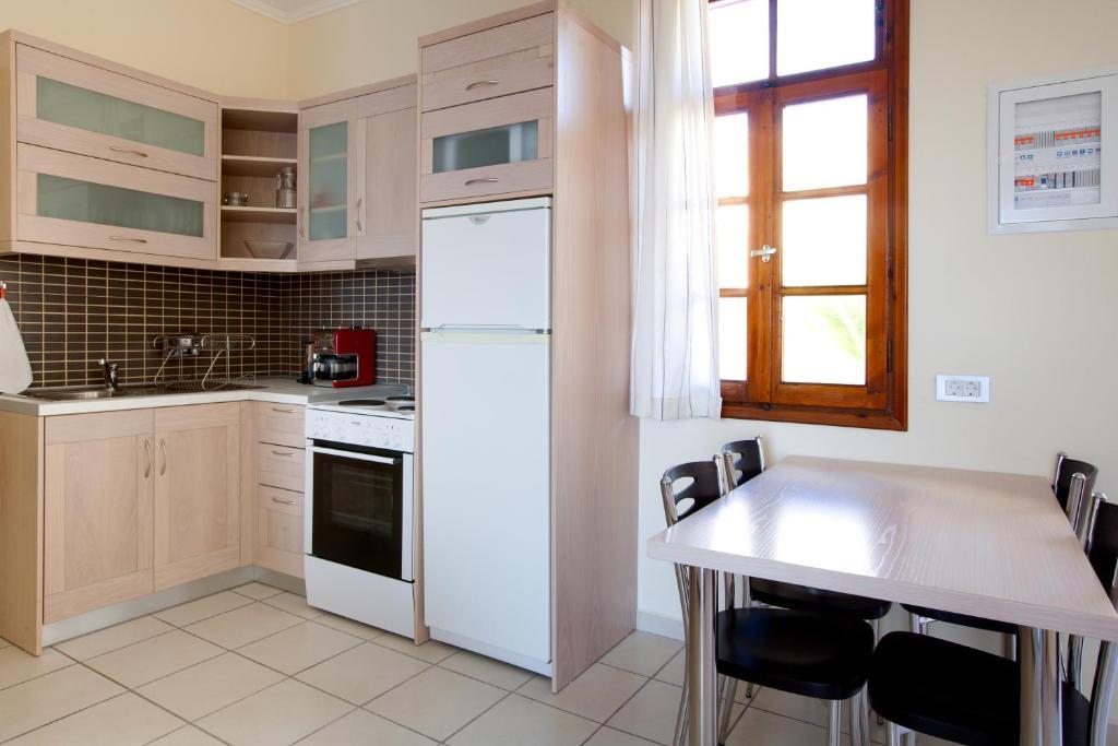 Giorgi'S Blue Apartments カラタス 部屋 写真