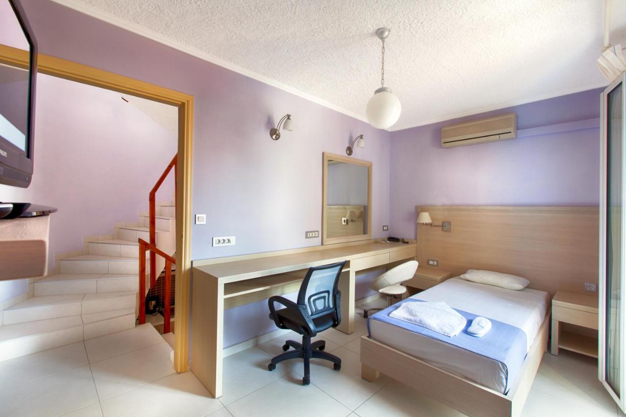 Giorgi'S Blue Apartments カラタス 部屋 写真
