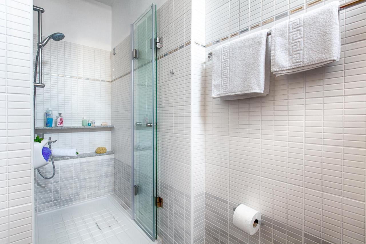 Giorgi'S Blue Apartments カラタス 部屋 写真