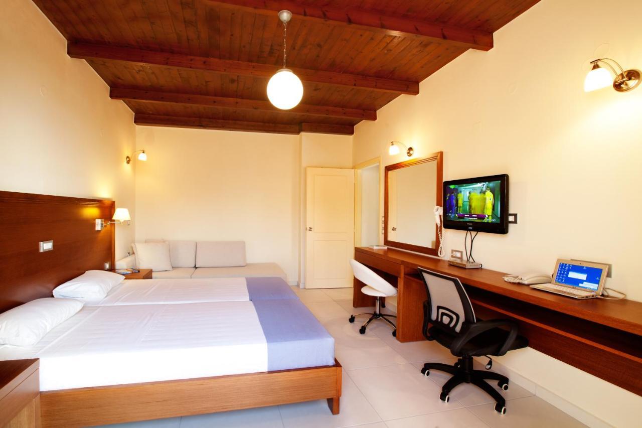 Giorgi'S Blue Apartments カラタス 部屋 写真